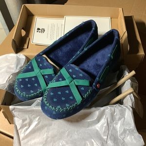 I Heart UGG Belle moccasin loafer slipper starry